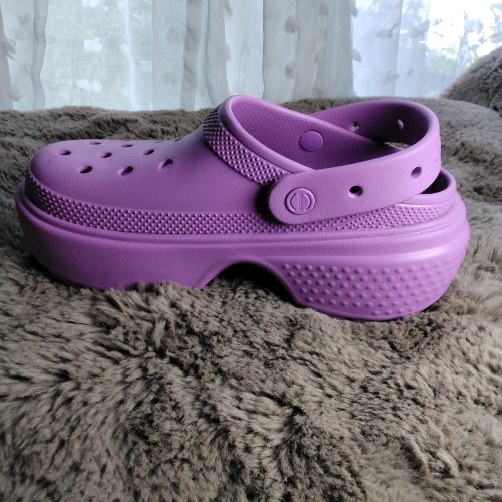 NWT. Crocs Stomp‎ Bubble Clog. 8 - Picture 2 of 6